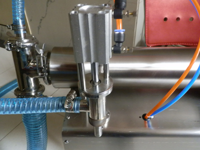 半自動(dòng)液體灌裝機不銹鋼灌裝頭