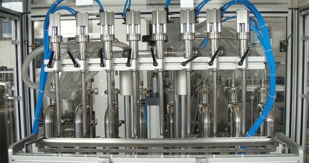 全自動(dòng)食用油灌裝機細節圖